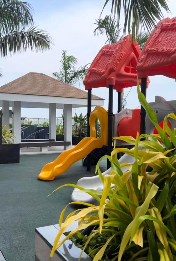 Cozycoaststay By Appletravelbeyondph Pasay Exterior foto